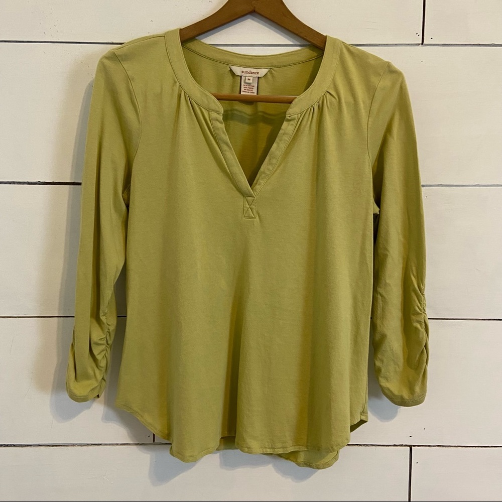 Sundance 3/4 Ruched Sleeves Split Neck Top. Size Medium. EUC